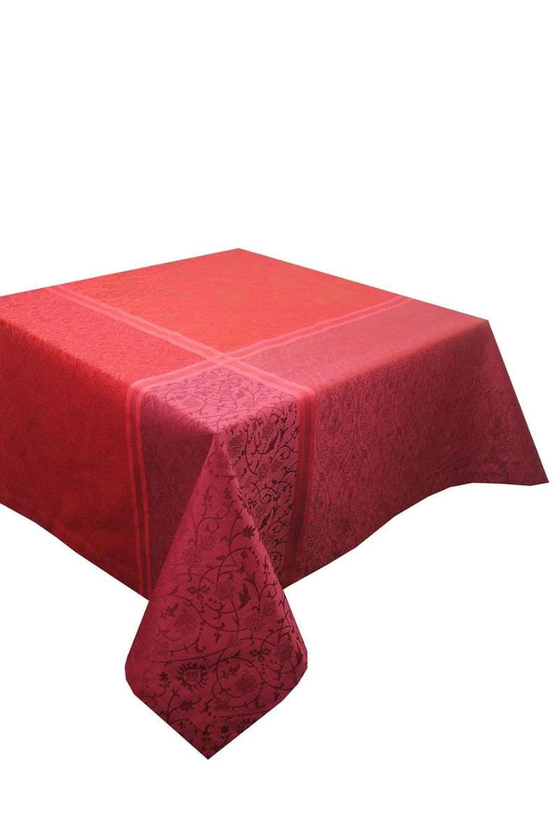 Garnier-Thiebaut Cassandre Tablecloth Grenat