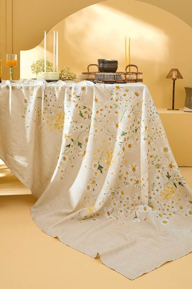 Garnier-Thiebaut Daisy Tablecloth Chanvre
