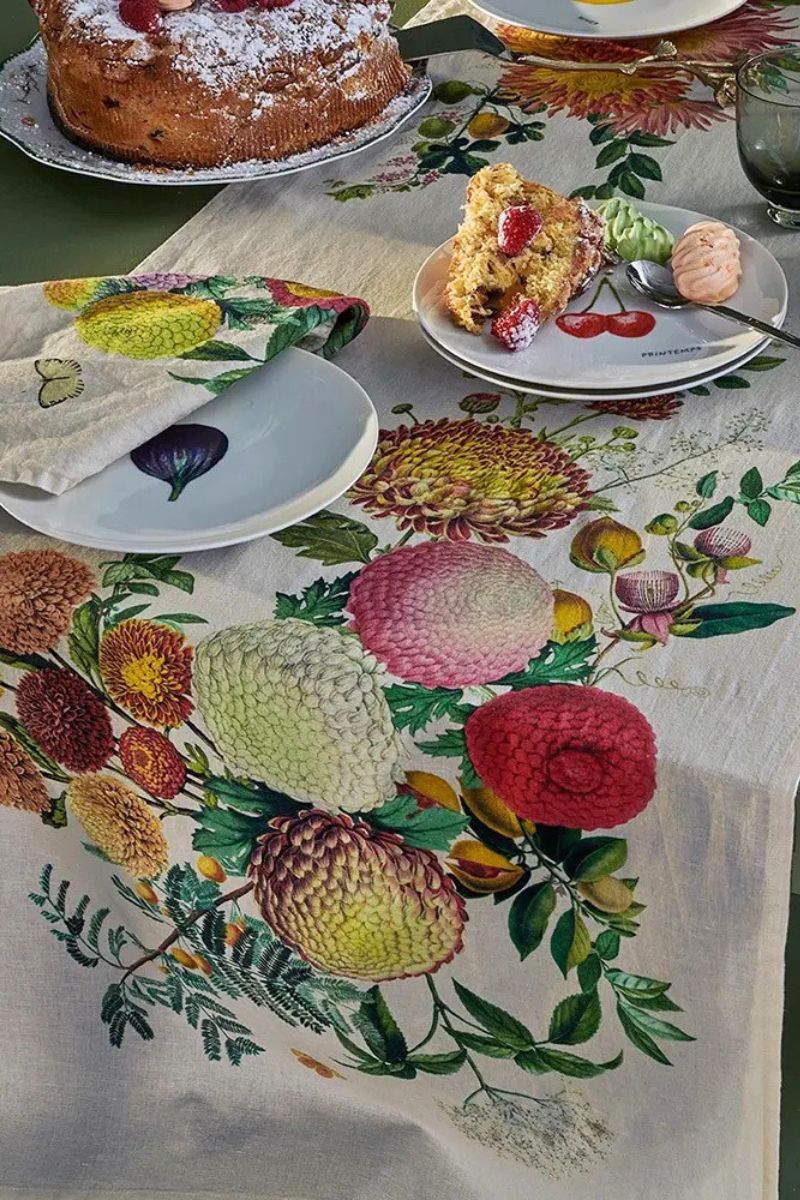 Garnier-Thiebaut Envies D'Automne Tablecloth Flamboyant