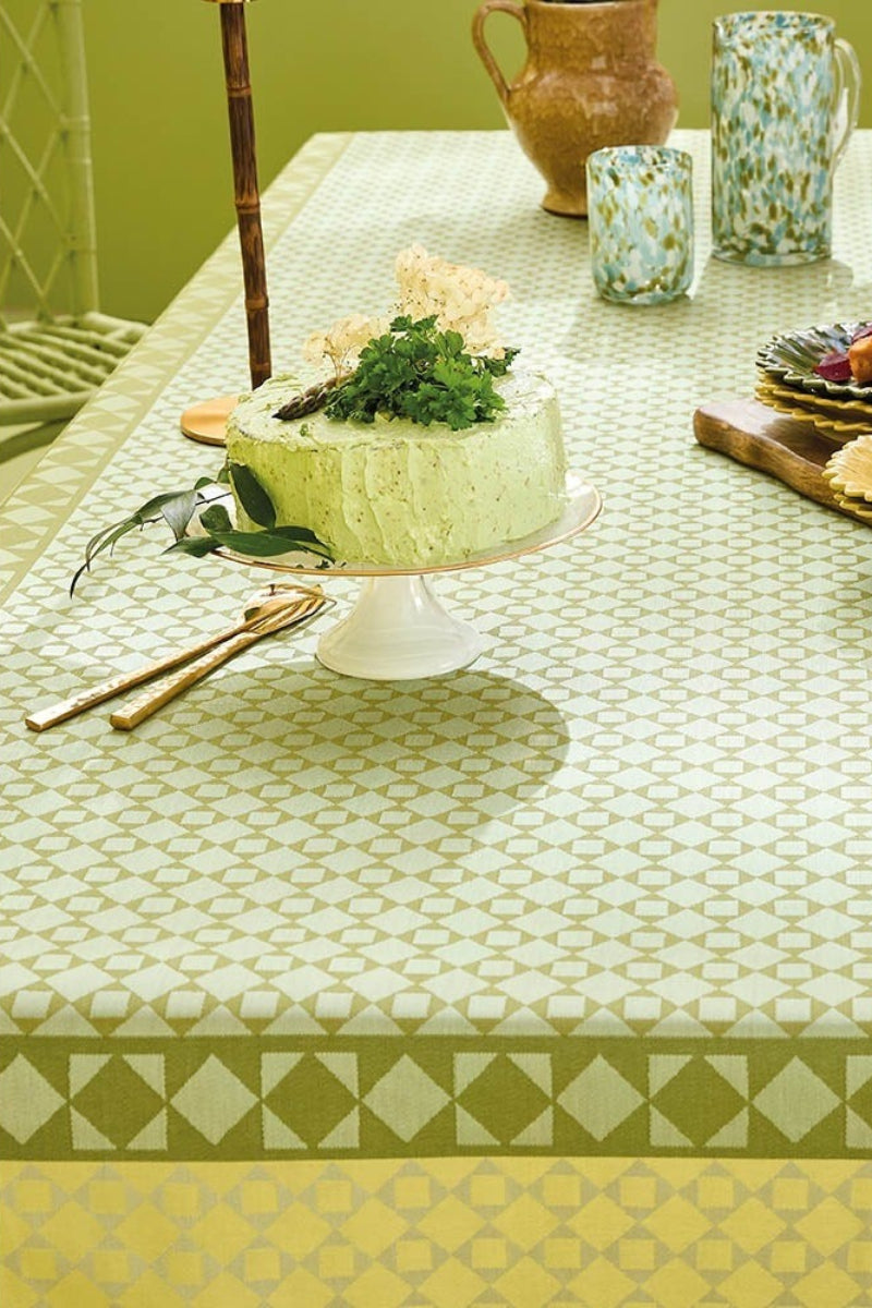 Garnier-Thiebaut Le Sud Tablecloth Vert