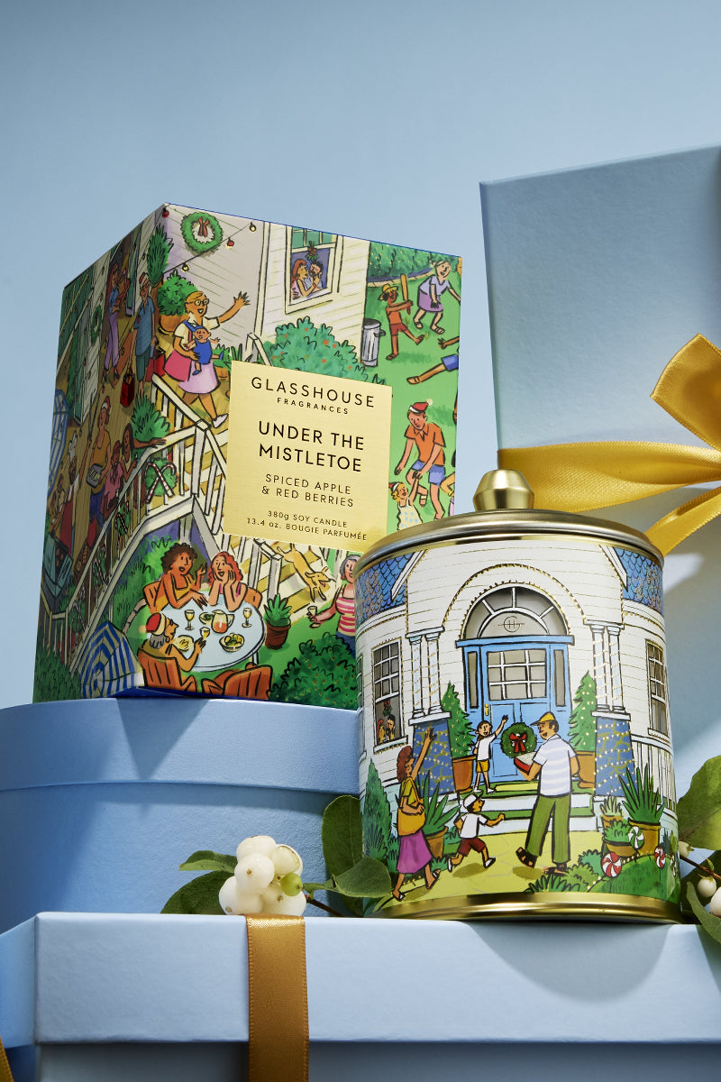 Glasshouse Fragrances Under The Mistletoe Candle 13.4 oz