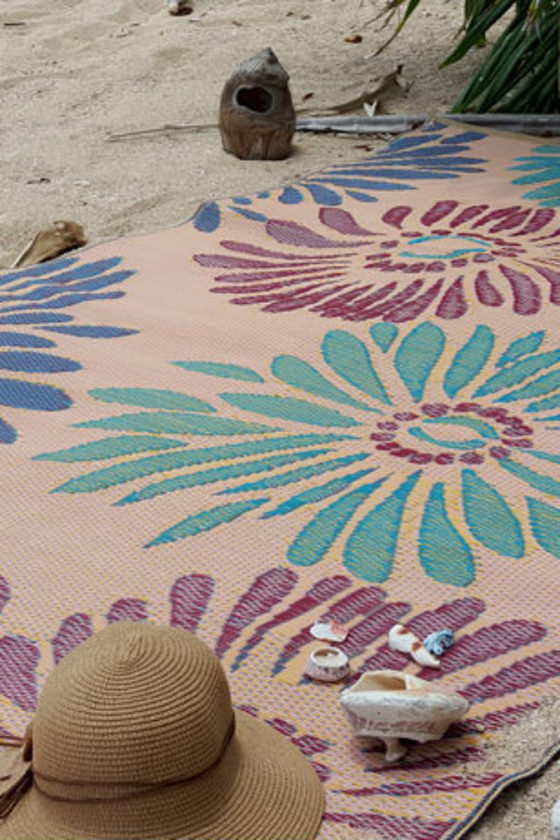 Border Concepts Daisy Outdoor 4'x6' Mat Violet