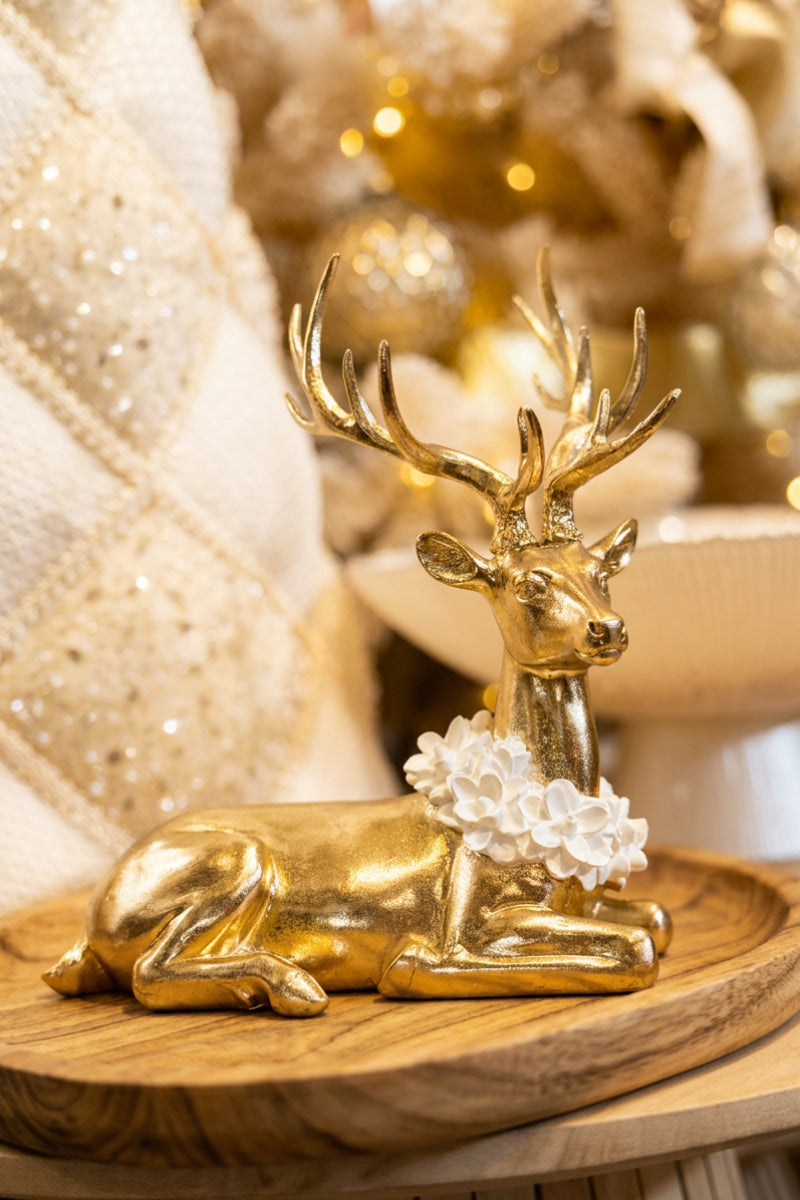 Lying Deer with Magnolia Wreath Gold