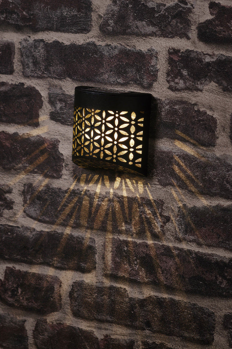 Lumineo Solar Wallmount Black Plastic Light