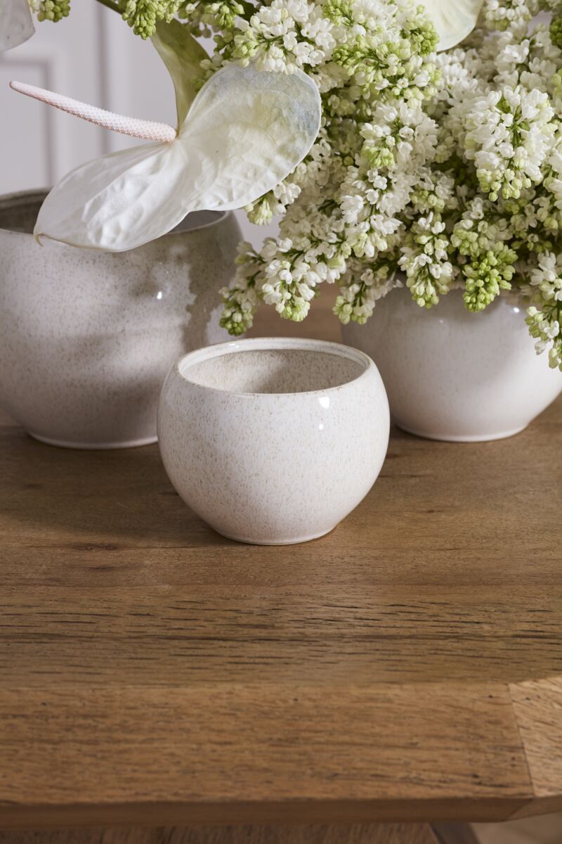 Accent Decor Tallie Pot 5.5"x3.75" Off White
