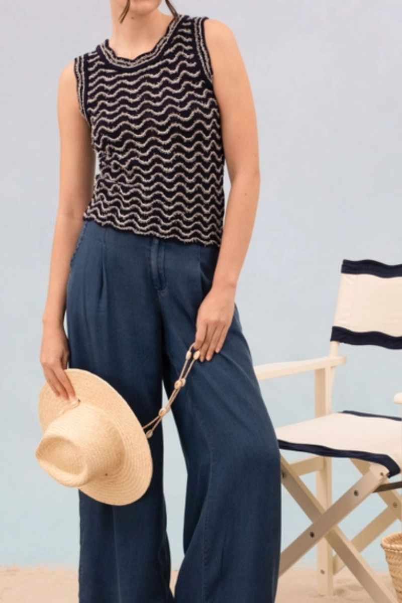 Wavy Pattern Sleeveless Knit Sweater Small Navy