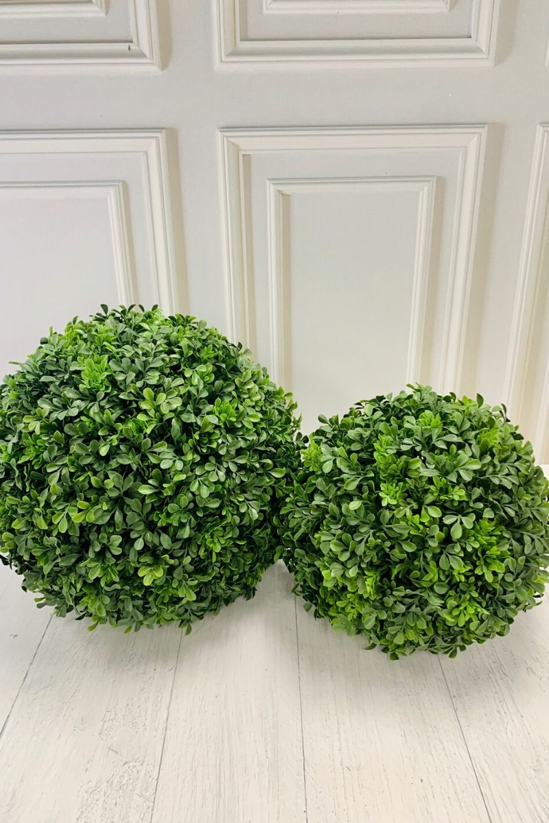 Faux UV Southern Boxwood Ball 22" Green