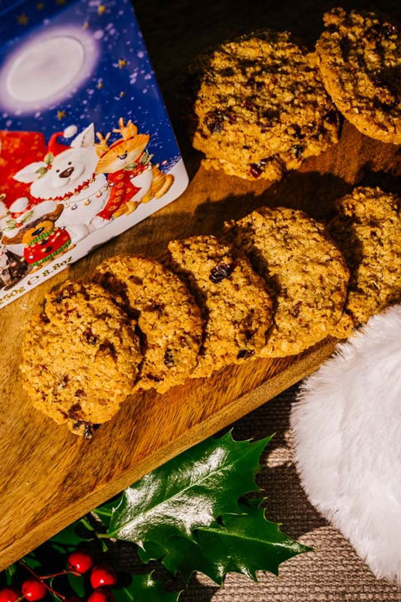 Farmhouse Biscuits Christmas Santa, Cat & Dog Tin