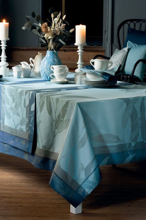 Garnier-Thiebaut Livia Crepuscule Tablecloth