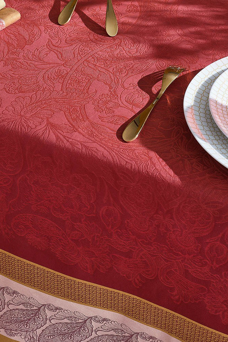 Garnier-Thiebaut Alexandria Tablecloth 69"x100" Rubis