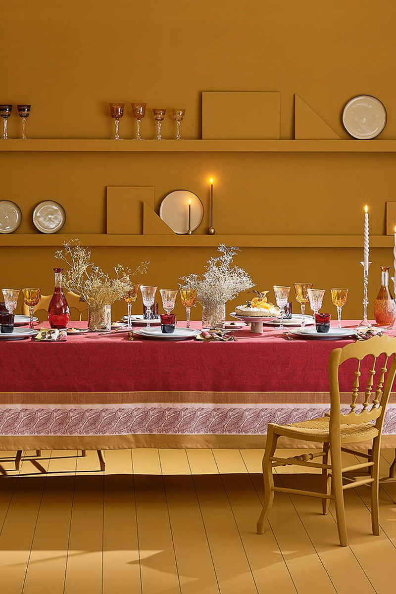 Garnier-Thiebaut Alexandria Tablecloth 69"x100" Rubis