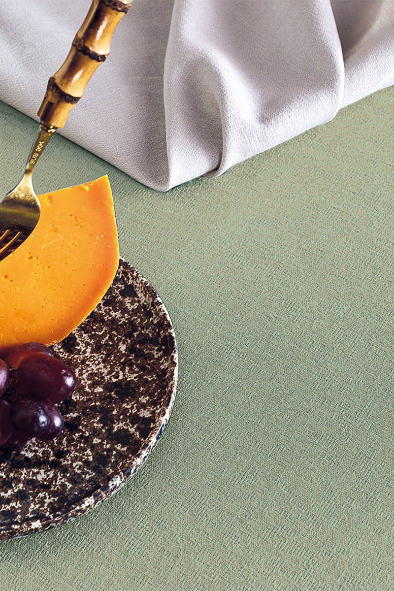 Garnier-Thiebaut Bastide Tablecloth Verde