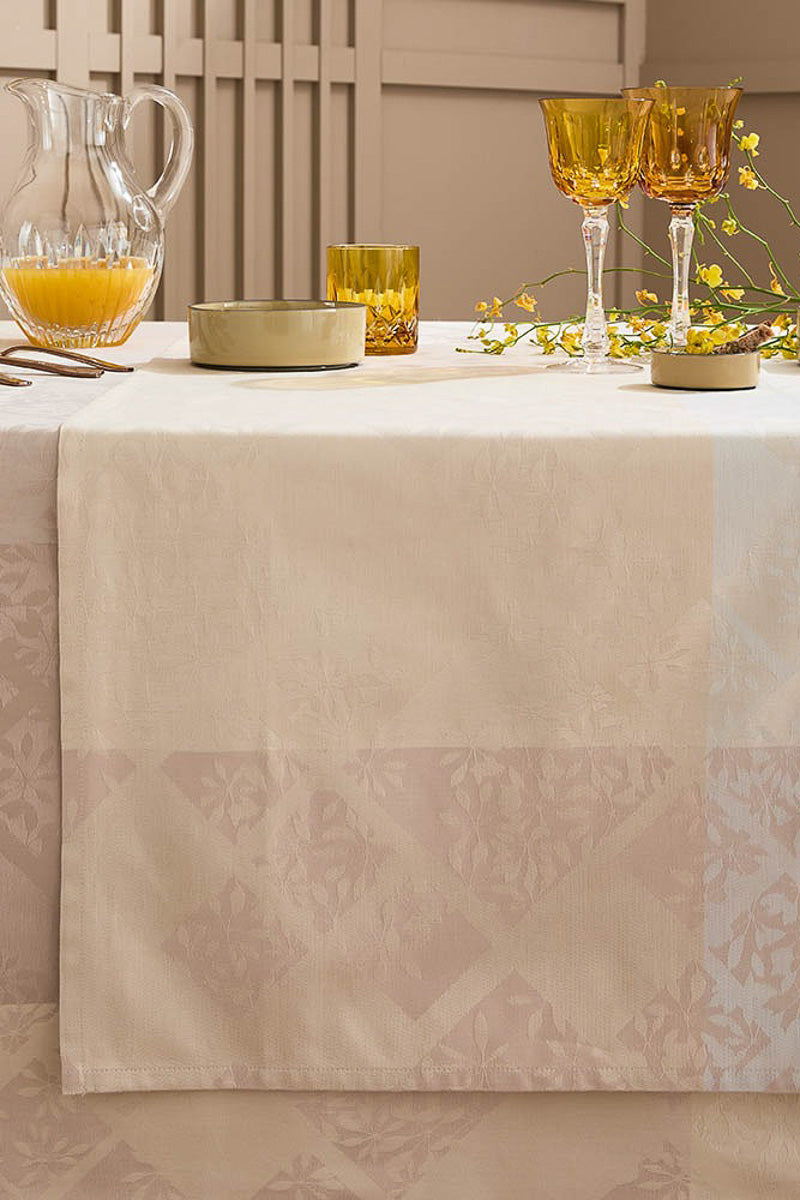 Garnier-Thiebaut Mille Pistils Runner 19"x59" Naturel