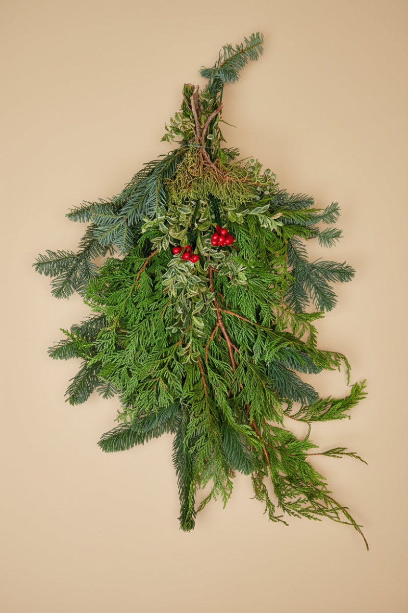 Door Swag, Traditional