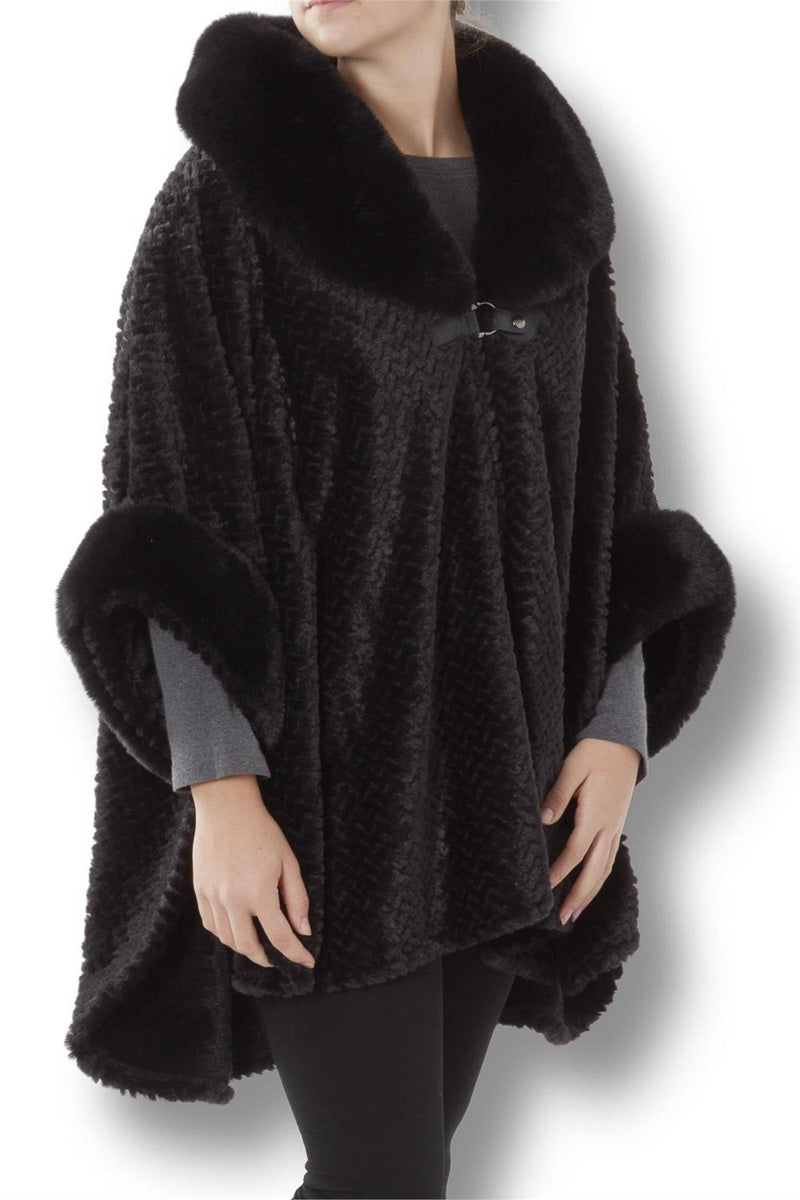 Chevron Fur Cape Black