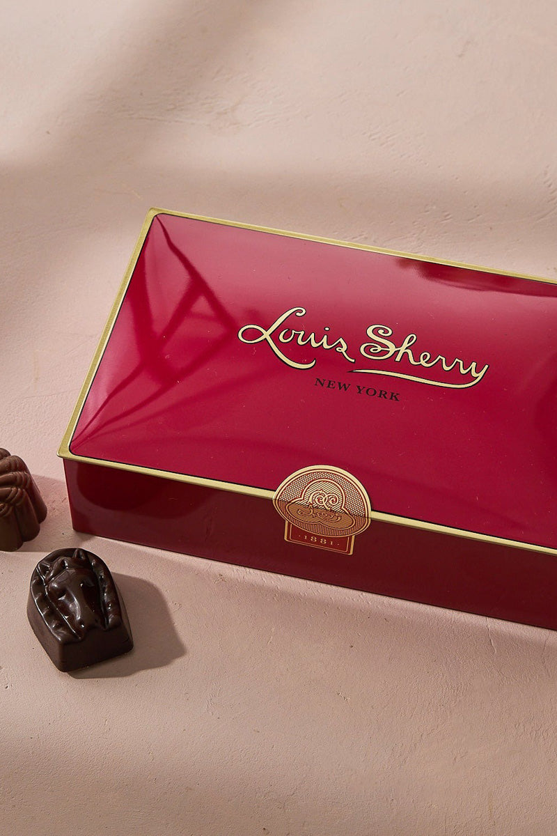 Louis Sherry 12-Piece Chocolate Tin Vreeland Red