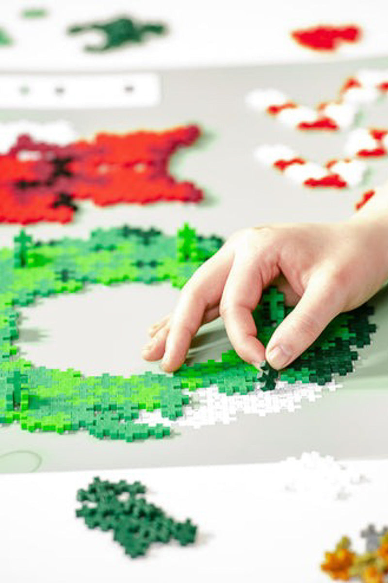 Plus-Plus Wreath Puzzle By Number 500 pieces