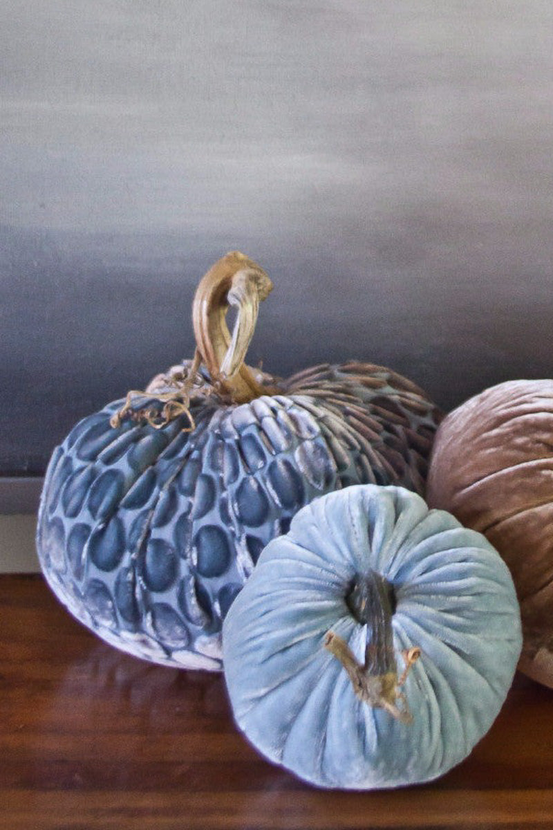 Plush Pumpkin Velvet Pumpkin 4" Gunmetal Dot
