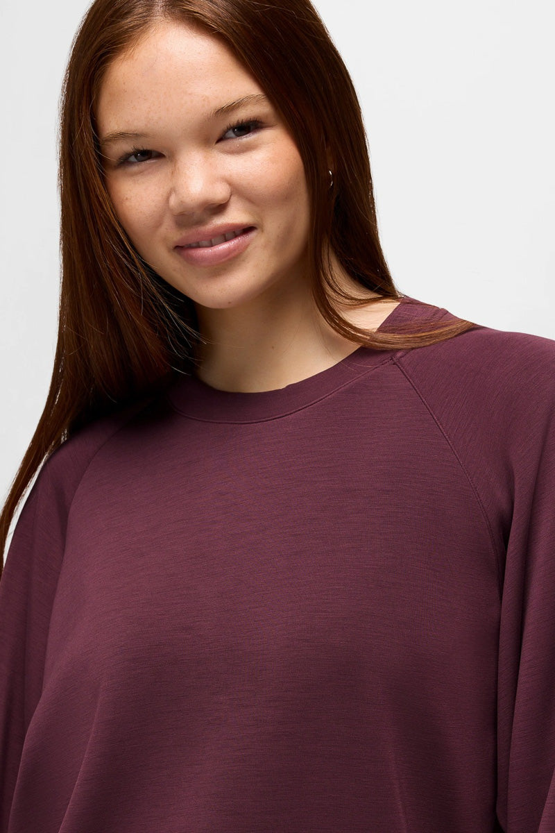 Women's Shea Crewneck Sweater Medium Deep Vino