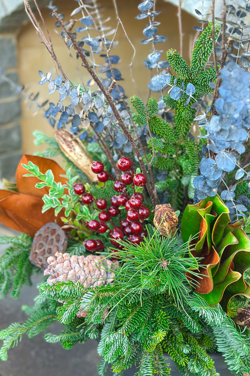 Chalet Signature Winter Classic 14"